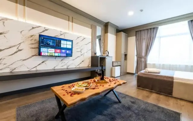 Arena Luxury Sui̇tes Hotel