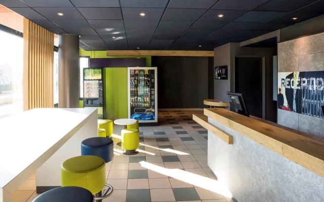 ibis budget Orly Chevilly Tram 7