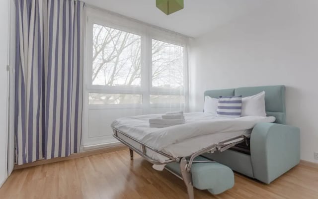 Regents Park View Apartment