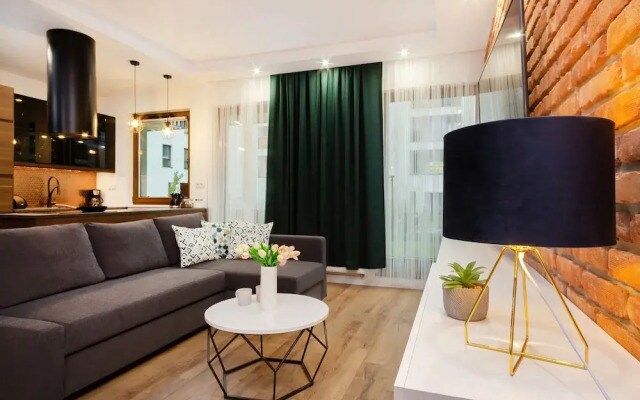 Rzeczypospolitej Apartment by Renters