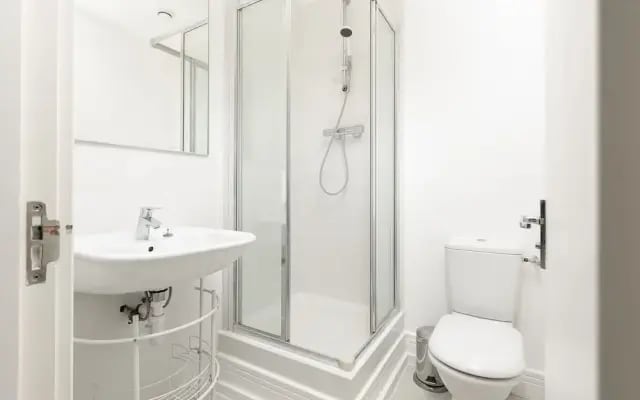 Stay @ Redlion