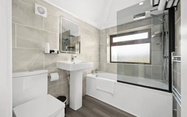 52 Furnival Road Manchester