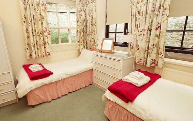 Hall Cottage
