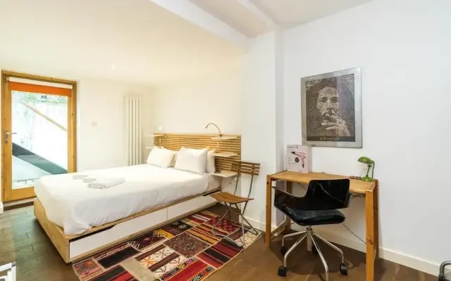 Charming 2 Bedroom Apartment in Kentish Town