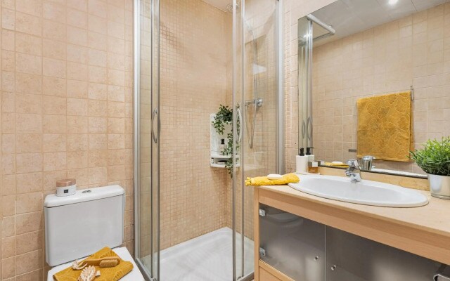 Lodging Apartments Villa de Gracia 2 bedroom cozy apartment