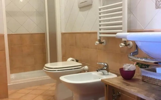 JFK b & b