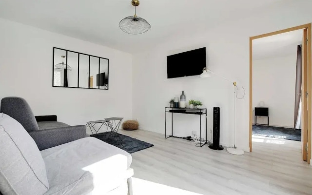 Authentic Apartment - 1br/5p - La Villette