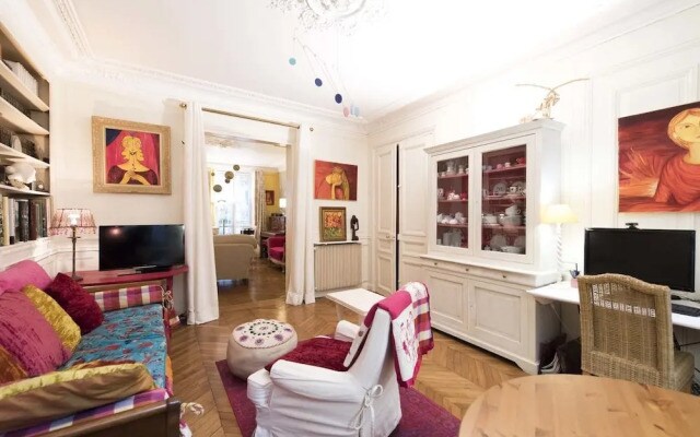 Colorful in Pigalle