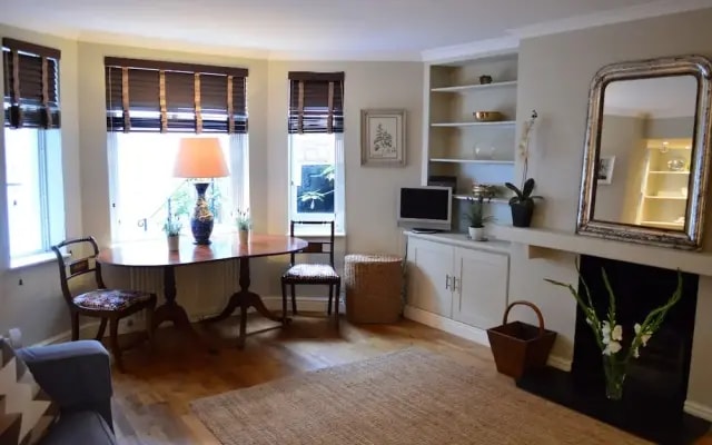 Stylish 2 Bedroom Apartment In London