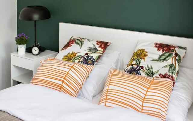 Chmielna 12 Street P&O Serviced Apartments