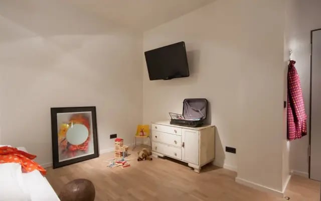 Room For Rent