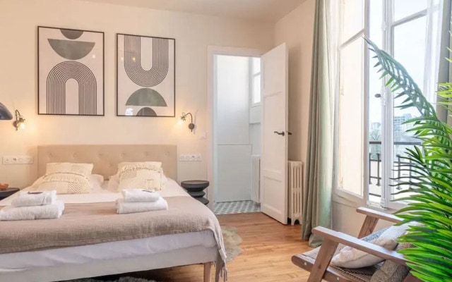 Lavie Maison the Spacious