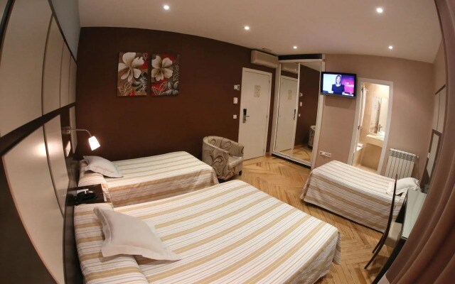 Hostal Sol Square Madrid