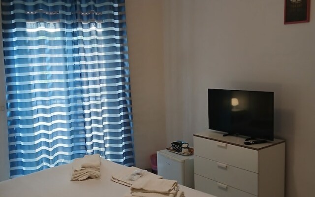 Perry Guest House