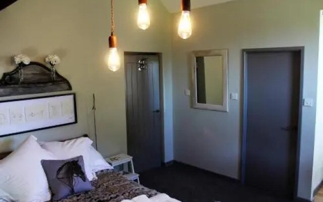The Jockey Room Hideaway