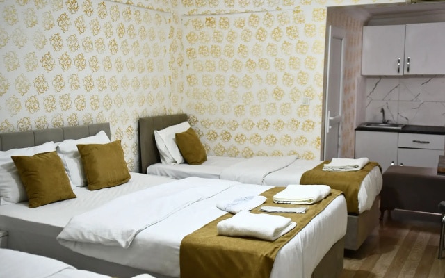 Ada  Apart Hotel