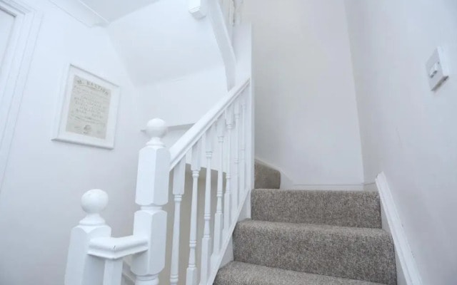 Classic Studio Lytham Up London