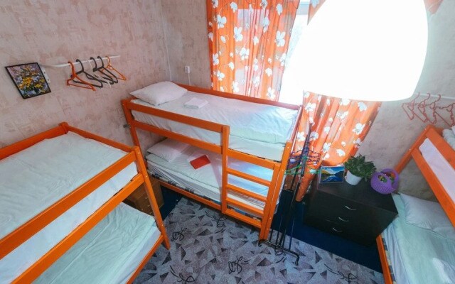 Hostel Pyat