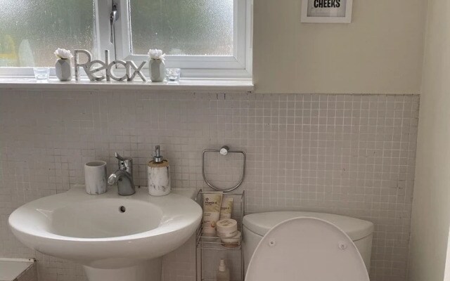 Gorgeous 2-bed Apt in Leafy Richmond!