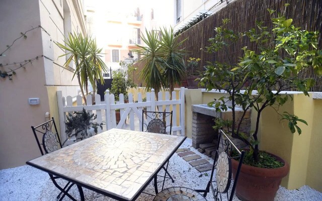 Colosseo Secret Garden - Home and More