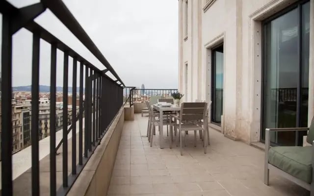 Sagrada Familia Apartment Paseo Gracia