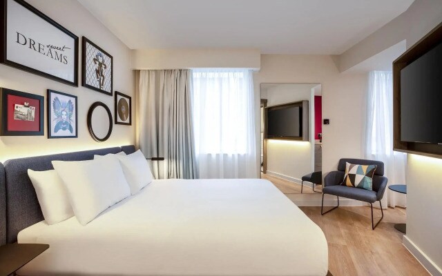 Hampton by Hilton London City