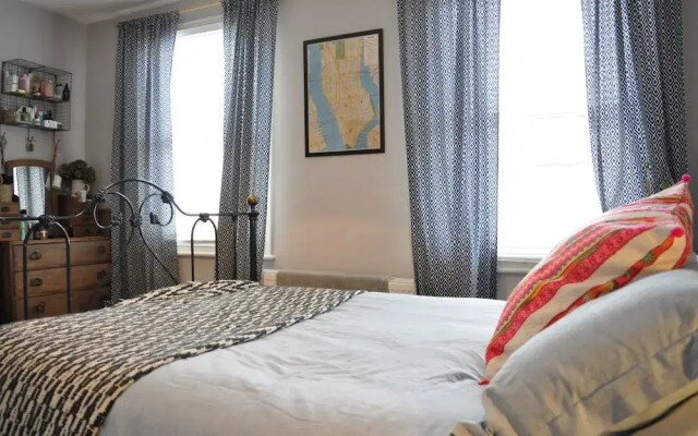 Modern 2 Bedroom North London Apartment
