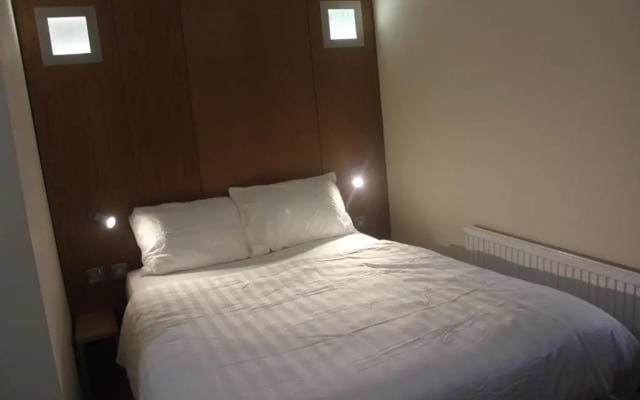 Corona Hotel Sheffield Meadowhall