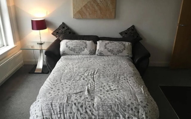 E2 Apartments
