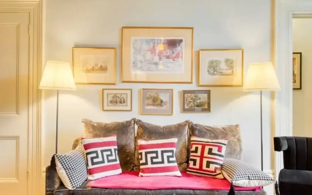 Colourful & Light 2bed Apt, Close to Tube in Kilburn
