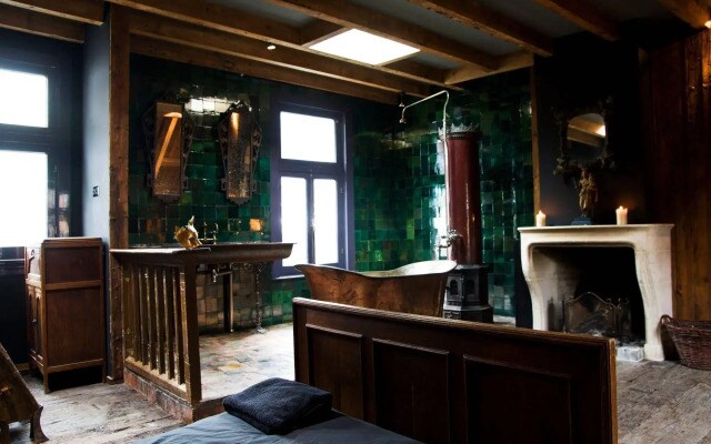 Private Mansions