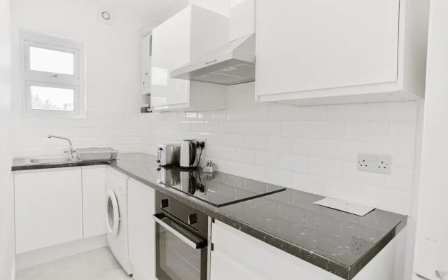 Studio & One Bedroom Apartment in Euston