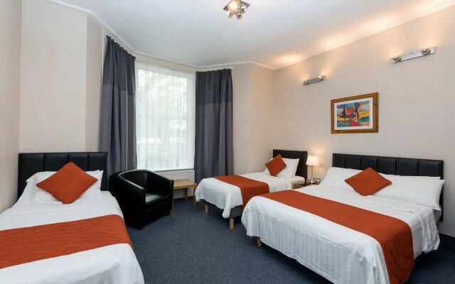 Adria Hotel
