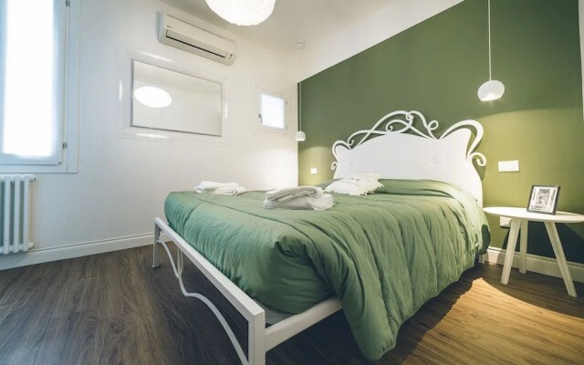 Ca d Oro Cozy Suite by Wonderful Italy