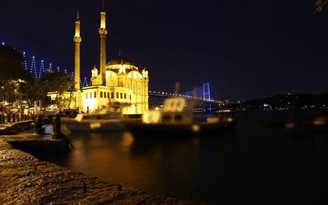 Ottoman Palace Ortaköy Residence