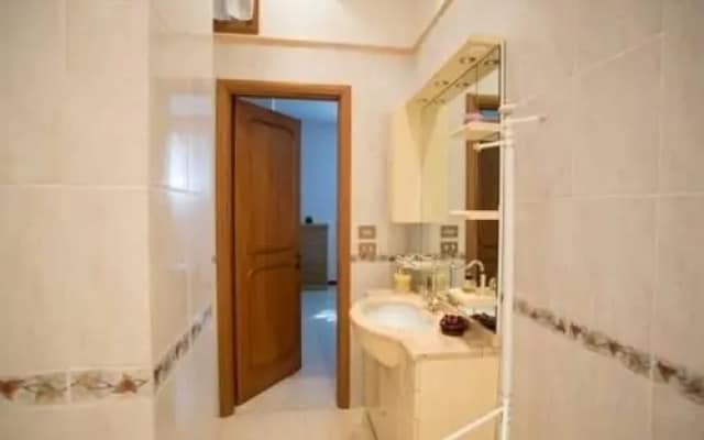 Lodge Roma