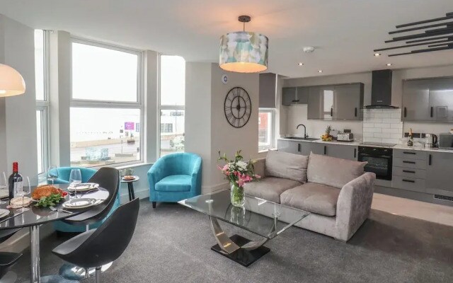 Apt 5 @ Hunter's Quay