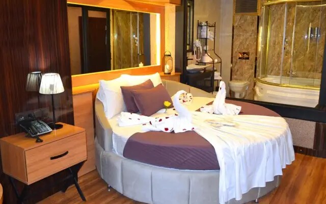 Gumus Palace Suites