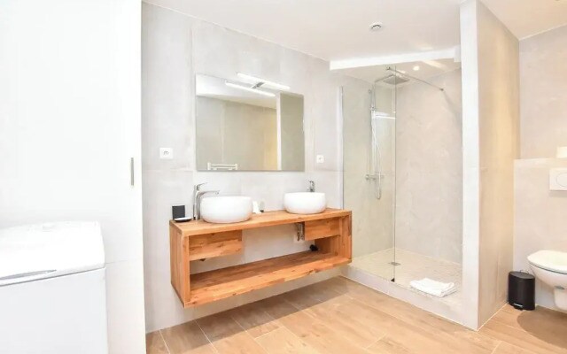 Cosy Apartment for 10 People