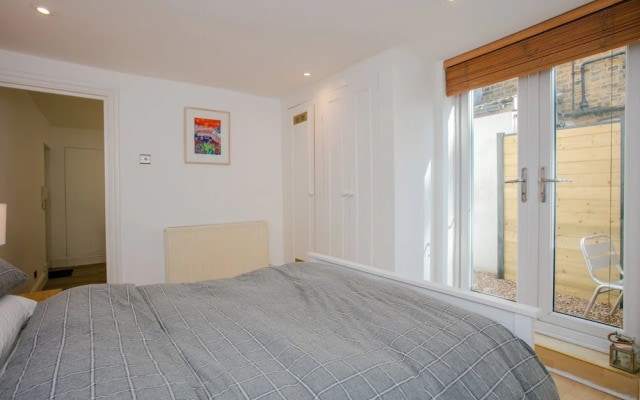Modern 1 Bedroom Apartment in Wandsworth Road