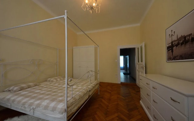 Apartment Parí?ská 1