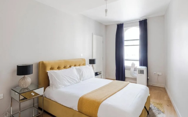 Immaculate 2-bed Apartment in Prime Central London