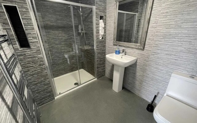 Mays Apartments