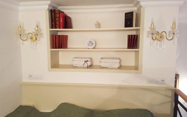 Charles apartment