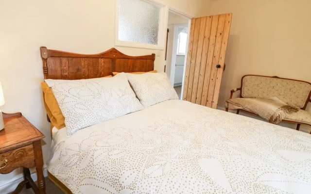 Tolldish Cottage