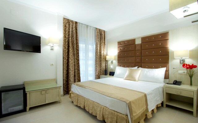 Отель BlueSea Alborán Adults Only