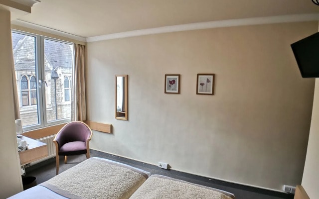 Lancaster Hall Hotel