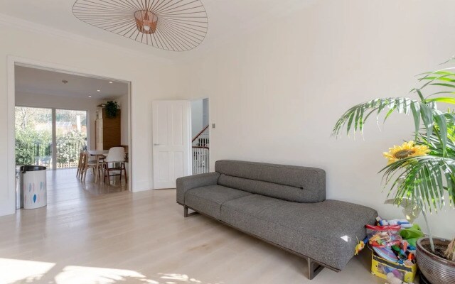 Spacious Family Home