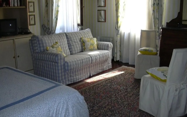 At Home A Palazzo