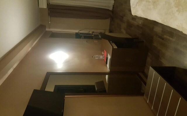 Candia Rooms
